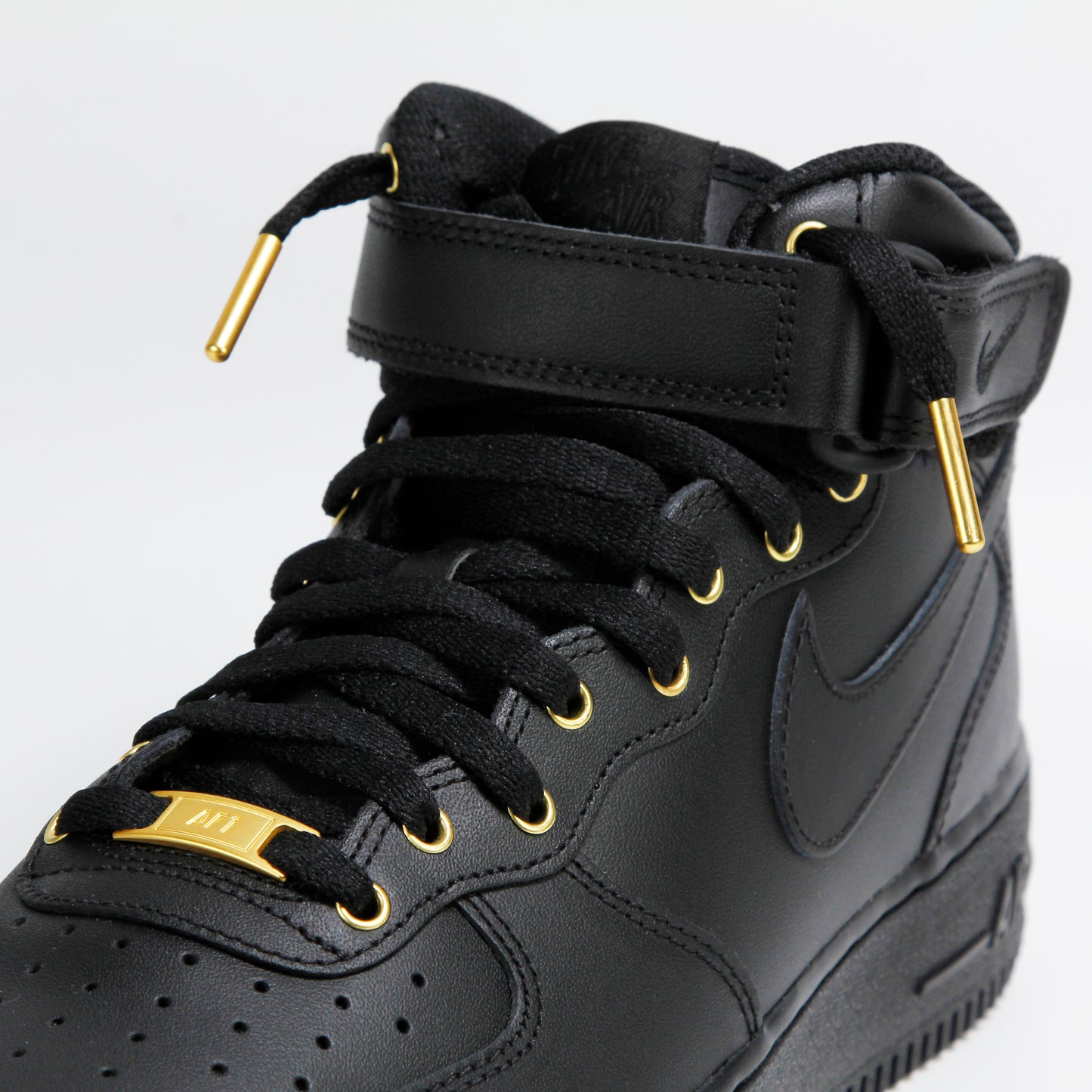Custom Air Force 1 Mid Black & Gold (MENS)